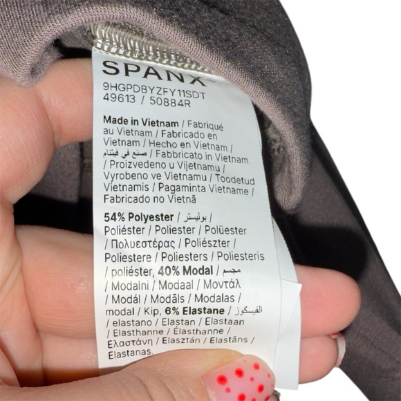Spanx Cropped Sweatshirt XL Taupe Modal Blend Pullover NWT - Picture 4 of 7